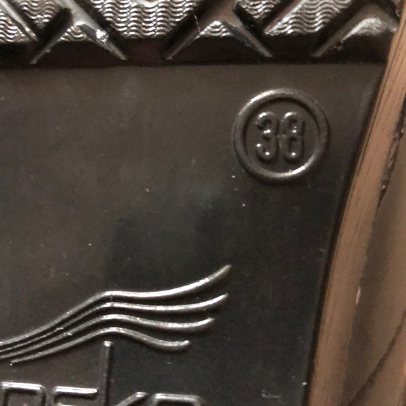 Dansko Clog. - Picture 3 of 8